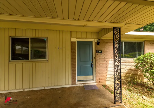 Photo 3 of Sale Pending at 3243 Caroline Dr, Bossier City, LA 71112 | MLS# 21366728 | Listing updated on 2026-08-24