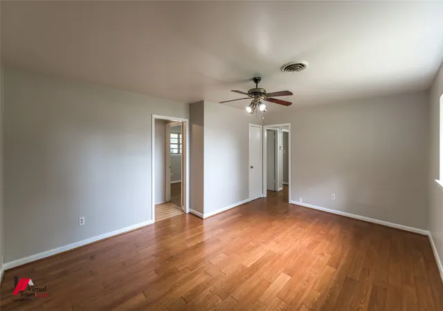 Photo 3 of Sale Pending at 3243 Caroline Dr, Bossier City, LA 71112 | MLS# 21366728 | Listing updated on 2026-08-24