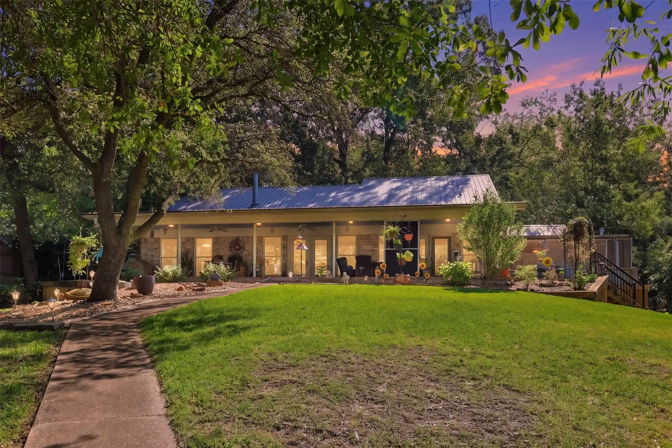 Photo 1 of Sale Pending at 190 County Road 2452, Leesburg, TX 75451 | MLS# 21235283 | Listing updated on 2026-10-16