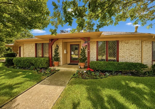 Photo 1 of Single family home for sale at 7260 Alto Caro Dr, Dallas, TX 75248 | MLS# 21361357 | Listing updated on 2026-08-22