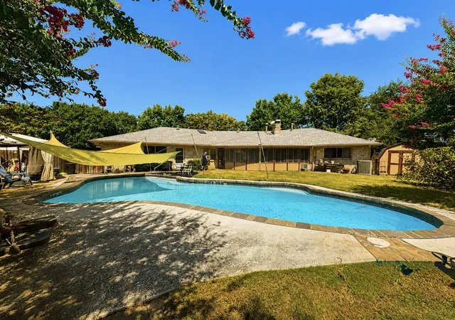 Photo 3 of Single family home for sale at 7260 Alto Caro Dr, Dallas, TX 75248 | MLS# 21361357 | Listing updated on 2026-08-22