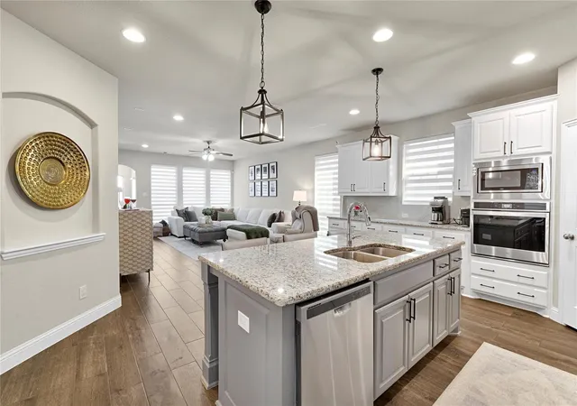 Photo 4 of Single family home for sale at 4528 Oriel Ln, Carrollton, TX 75010 | MLS# 21366744 | Listing updated on 2026-08-22