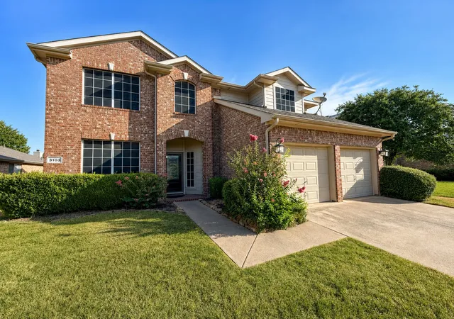 Photo 2 of Sale Pending at 3103 Mason Ave, Corinth, TX 76210 | MLS# 21365259 | Listing updated on 2026-10-05