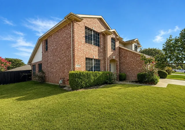 Photo 3 of Sale Pending at 3103 Mason Ave, Corinth, TX 76210 | MLS# 21365259 | Listing updated on 2026-10-05