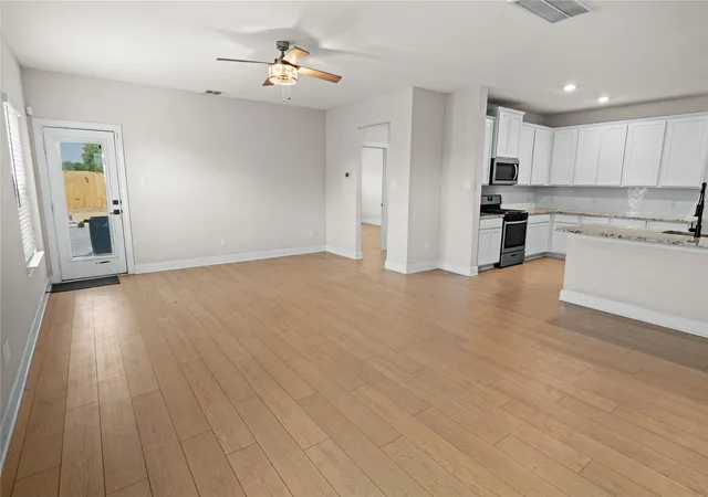 Photo 4 of Single family home for sale at 1200 Windermere Wy, Princeton, TX 75407 | MLS# 21365671 | Listing updated on 2026-08-28