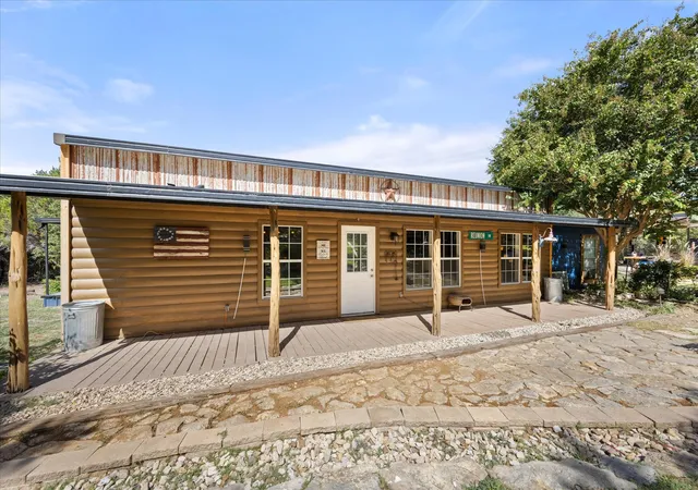 Photo 3 of Single family home for sale at 1393 Shady Oaks Cir, Glen Rose, TX 76043 | MLS# 21366675 | Listing updated on 2026-08-25
