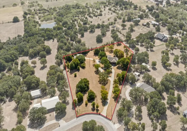 Photo 40 of Sale Pending at 190 Lone Oak, Mineral Wells, TX 76067 | MLS# 21366831 | Listing updated on 2026-10-07