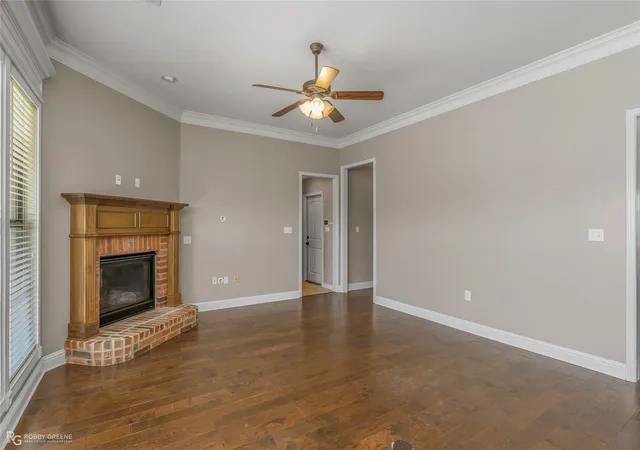 Photo 4 of Sale Pending at 1960 Wild Iris, Bossier City, LA 71112 | MLS# 21366159 | Listing updated on 2026-08-31