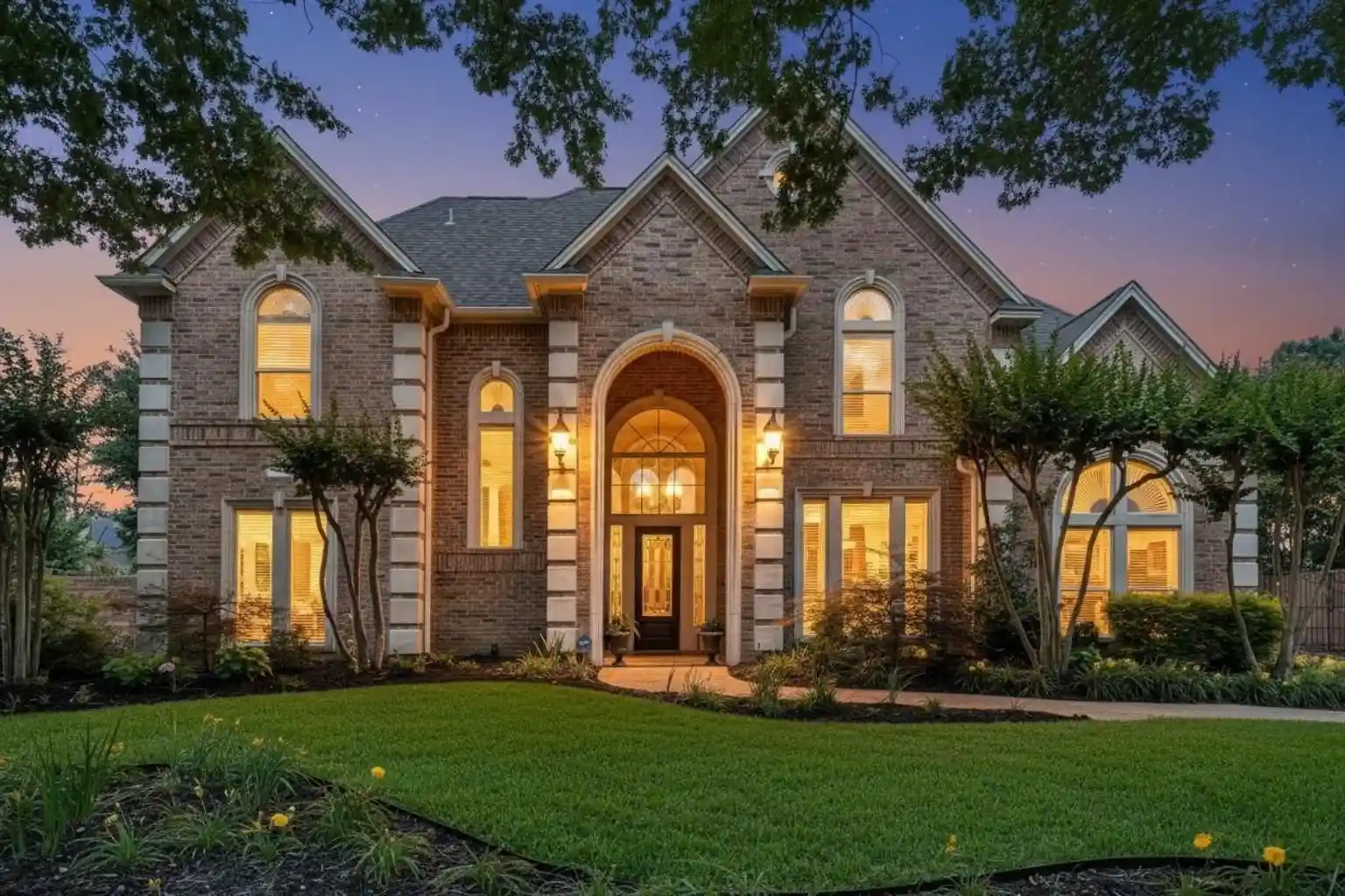 Photo 1 of Mansion for sale at 215 Bent Creek Court, Southlake, TX 76092 | MLS# 21366871 | Listing updated on 2026-10-27