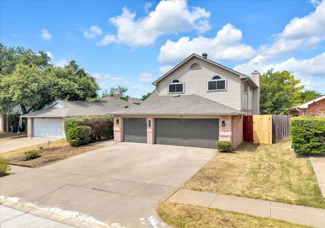 Photo 1 of Single family home for sale at 2971 Seguin Trl, Fort Worth, TX 76118 | MLS# 21366881 | Listing updated on 2026-09-01