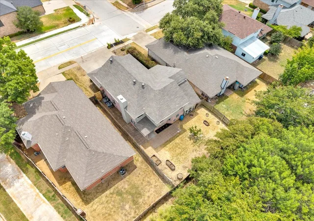Photo 4 of Single family home for sale at 2971 Seguin Trl, Fort Worth, TX 76118 | MLS# 21366881 | Listing updated on 2026-09-01
