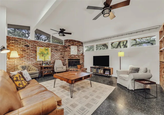 Photo 2 of Single family home for sale at 2112 Gregory Ln, Waco, TX 76708 | MLS# 21365959 | Listing updated on 2026-08-30