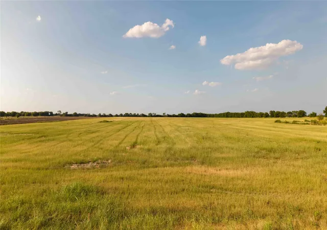 Photo 2 of Land for sale at Tbd Plainview Rd, Krum, TX 76249 | MLS# 21357509 | Listing updated on 2026-08-22