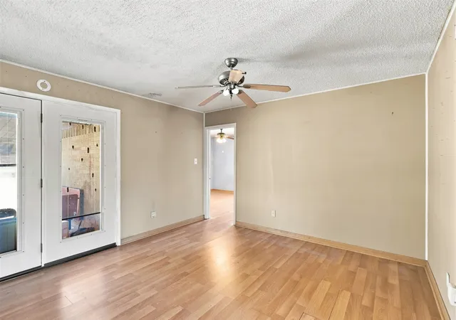 Photo 4 of Single family home for sale at 2107 10Th St, Mineral Wells, TX 76067 | MLS# 21344102 | Listing updated on 2026-10-02