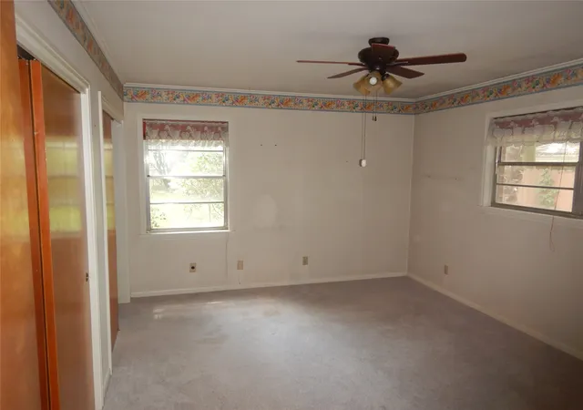 Photo 4 of Sale Pending at 2049 River Rd, Shreveport, LA 71105 | MLS# 21366949 | Listing updated on 2026-08-25