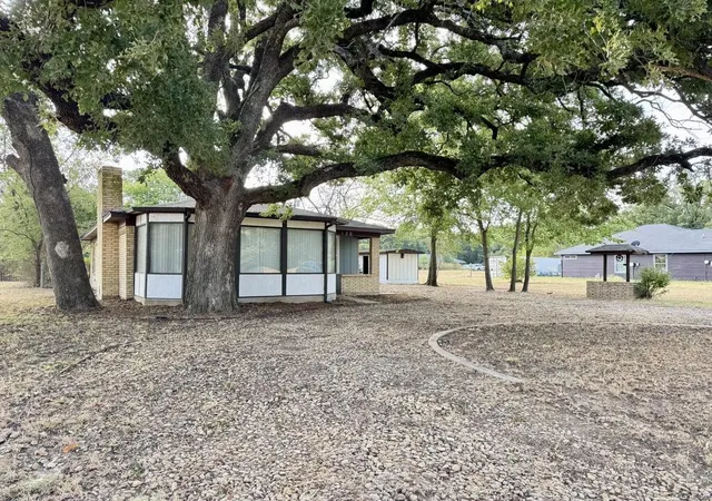 Photo 2 of Single family home for sale at 120 Nautical Rd, Gun Barrel City, TX 75156 | MLS# 21366984 | Listing updated on 2026-09-15