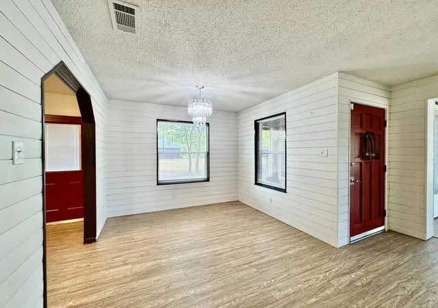Photo 4 of Single family home for sale at 120 Nautical Rd, Gun Barrel City, TX 75156 | MLS# 21366984 | Listing updated on 2026-09-15