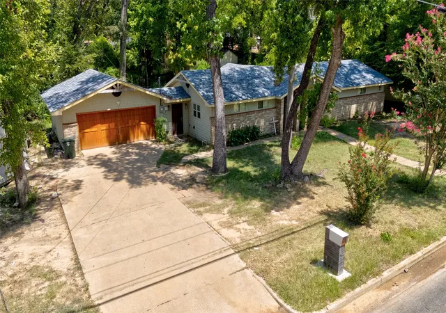 Photo 1 of Single family home for sale at 2708 Mcdonald Rd, Tyler, TX 75701 | MLS# 21366066 | Listing updated on 2026-10-05