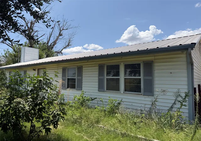 Photo 1 of Single family home for sale at 913 County Road 1003a, Godley, TX 76044 | MLS# 21367048 | Listing updated on 2026-08-24