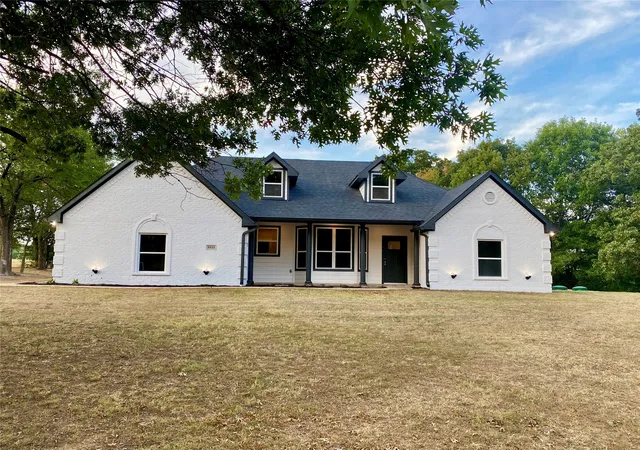 Photo 1 of Single family home for sale at 4855 Woodlawn Rd, Sherman, TX 75090 | MLS# 21365317 | Listing updated on 2026-09-27