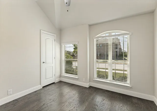 Photo 3 of Single family home for sale at 11428 Colonial Trace Ln, Fort Worth, TX 76244 | MLS# 21366848 | Listing updated on 2026-10-05