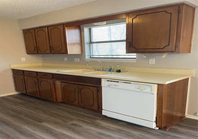 Photo 4 of House for sale at 419 Mcgrede Dr, Sulphur Springs, TX 75482 | MLS# 21367148 | Listing updated on 2026-08-24
