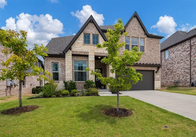 Photo 2 of Single family home for sale at 4109 Kyles Landing Dr, Hickory Creek, TX 75065 | MLS# 21363120 | Listing updated on 2026-09-02