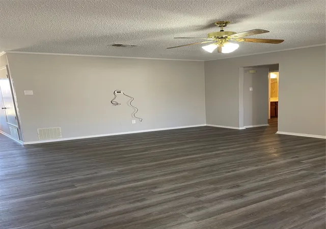 Photo 3 of Single family home for sale at 419 Mc Grede Dr, Sulphur Springs, TX 75482 | MLS# 21367165 | Listing updated on 2026-08-27