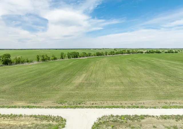 Photo 2 of Land for sale at Tbd Tract 3 St Hwy 22, Hillsboro, TX 76645 | MLS# 21358191 | Listing updated on 2026-08-23