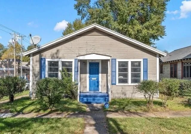 Photo 1 of Single family home for sale at 2756 Lillian St, Shreveport, LA 71109 | MLS# 21346795 | Listing updated on 2026-08-23