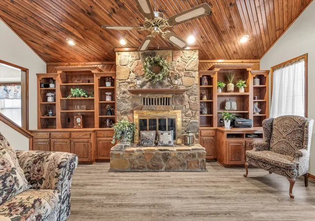 Photo 2 of Single family home for sale at 1438 Bend Of The Bosque Rd, China Spring, TX 76633 | MLS# 21365763 | Listing updated on 2026-08-23