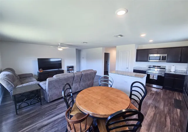Photo 3 of Sale Pending at 3609 Yamini Dr, Abilene, TX 79606 | MLS# 21367209 | Listing updated on 2026-08-27