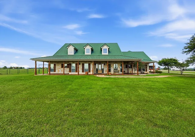 Photo 1 of Land for sale at 1990 State Hwy 81, Hillsboro, TX 76645 | MLS# 21364553 | Listing updated on 2026-08-23