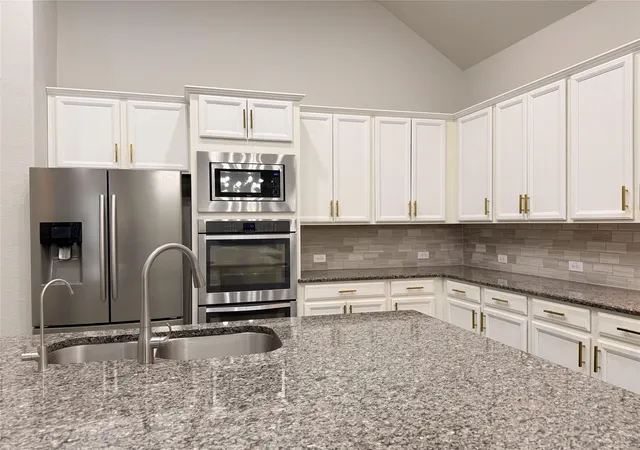 Photo 3 of Single family home for sale at 3721 Winchester, The Colony, TX 75056 | MLS# 21367241 | Listing updated on 2026-08-23