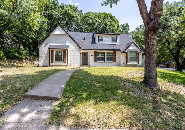 Photo 1 of Single family home for sale at 809 Wood River Rd, Dallas, TX 75232 | MLS# 21367257 | Listing updated on 2026-08-23