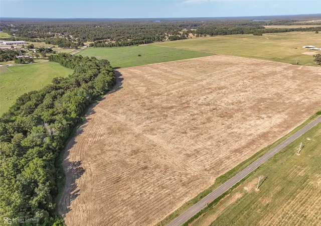 Photo 1 of Land for sale at 0 Deen Point Road, Benton, LA 71006 | MLS# 21360351 | Listing updated on 2026-08-29