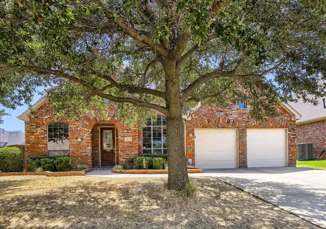 Photo 1 of Single family home for sale at 6919 Navigation Dr, Grand Prairie, TX 75054 | MLS# 21363943 | Listing updated on 2026-08-23