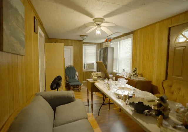 Photo 3 of Sale Pending at 1111 Vine St, Waco, TX 76704 | MLS# 21367303 | Listing updated on 2026-08-29