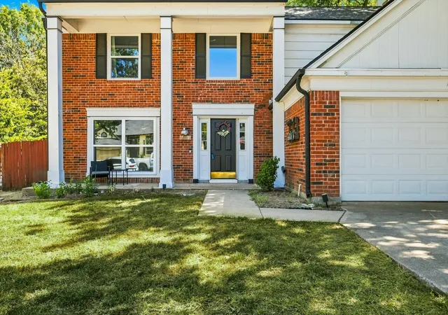 Photo 3 of Single family home for sale at 6832 Parkwood Dr, North Richland Hills, TX 76182 | MLS# 21366222 | Listing updated on 2026-08-24