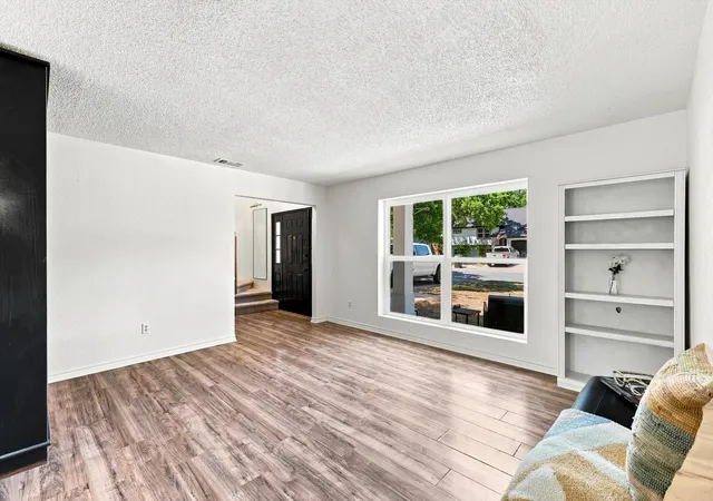 Photo 4 of Single family home for sale at 6832 Parkwood Dr, North Richland Hills, TX 76182 | MLS# 21366222 | Listing updated on 2026-10-04