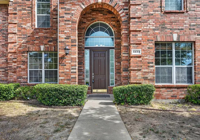 Photo 2 of Single family home for sale at 4433 Sanderosa Ln, Richardson, TX 75082 | MLS# 21367322 | Listing updated on 2026-08-23
