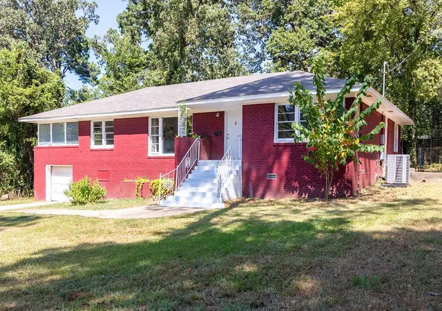 Photo 3 of Single family home for sale at 4041 Southern Ave, Shreveport, LA 71106 | MLS# 21366594 | Listing updated on 2026-09-24