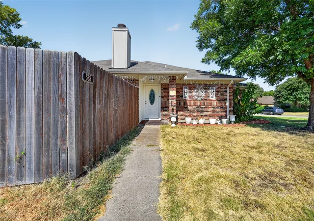 Photo 1 of Single family home for sale at 583 Kirkland Dr, Coppell, TX 75019 | MLS# 21357144 | Listing updated on 2026-10-02