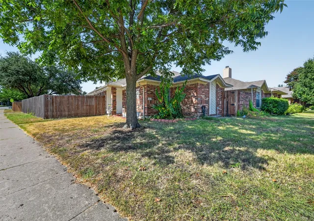 Photo 2 of Single family home for sale at 583 Kirkland Dr, Coppell, TX 75019 | MLS# 21357144 | Listing updated on 2026-10-02