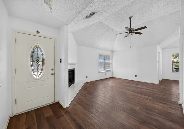 Photo 4 of Single family home for sale at 583 Kirkland Dr, Coppell, TX 75019 | MLS# 21357144 | Listing updated on 2026-10-02