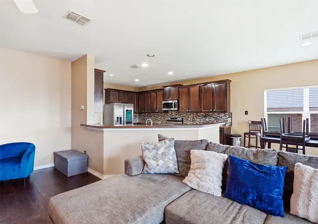 Photo 3 of Single family home for sale at 2159 Fair Weather Dr, Lancaster, TX 75146 | MLS# 21367404 | Listing updated on 2026-08-24