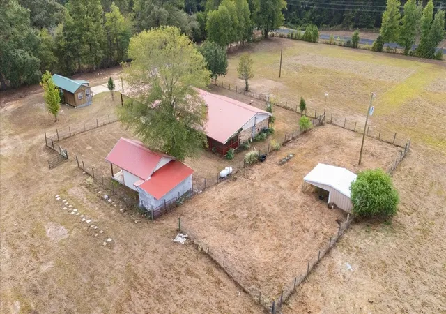 Photo 4 of Single family home for sale at 5015 726, Gilmer, TX 75645 | MLS# 21367399 | Listing updated on 2026-10-06