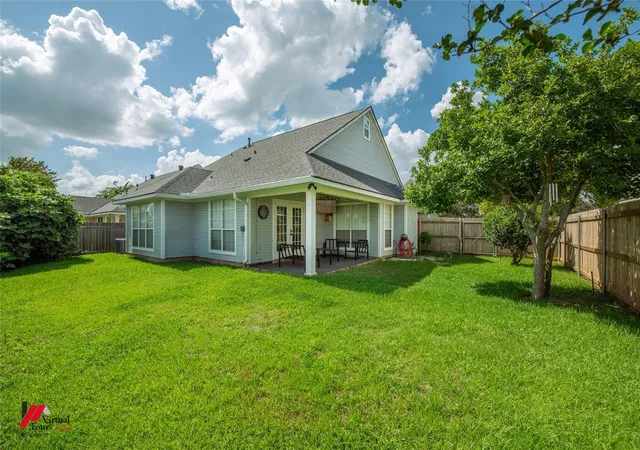 Photo 3 of Single family home for sale at 195 Kings Xing, Shreveport, LA 71105 | MLS# 21367217 | Listing updated on 2026-08-24