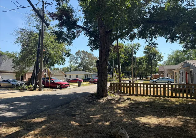 Photo 2 of Land for sale at 0 Frazier St, Terrell, TX 75160 | MLS# 21367445 | Listing updated on 2026-10-07