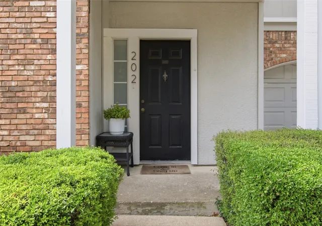 Photo 2 of Single family home for sale at 14400 Montfort Dr #202, Dallas, TX 75254 | MLS# 21356433 | Listing updated on 2026-08-24